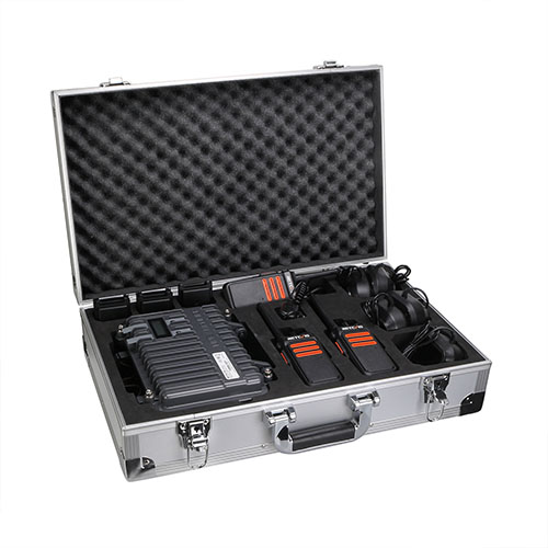 Robust aluminum alloy carrying case
